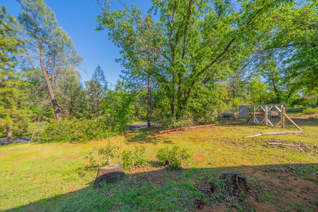 13314 Kokanee Drive, Shasta Lake, CA 96019