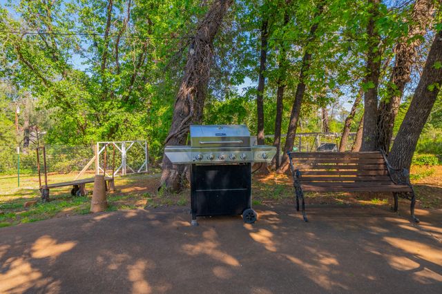 13314 Kokanee Drive, Shasta Lake, CA 96019
