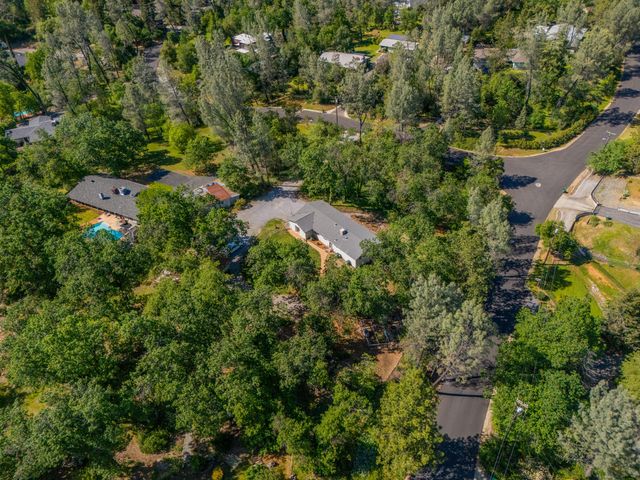 13314 Kokanee Drive, Shasta Lake, CA 96019