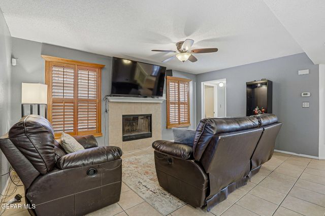 11949 Spire Terrace Drive, El Paso, TX 79936