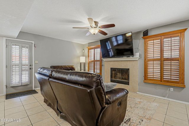 11949 Spire Terrace Drive, El Paso, TX 79936