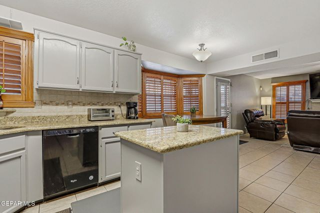 11949 Spire Terrace Drive, El Paso, TX 79936