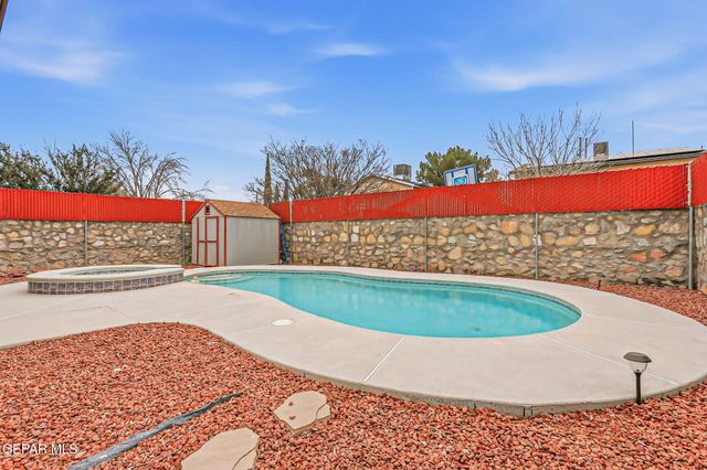 11949 Spire Terrace Drive, El Paso, TX 79936