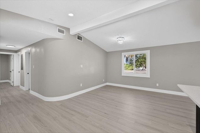 4005 E HENRY AVENUE, Tampa, FL 33610