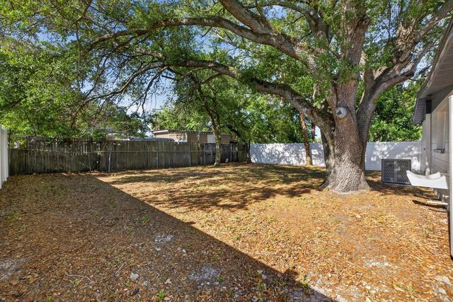 4005 E HENRY AVENUE, Tampa, FL 33610