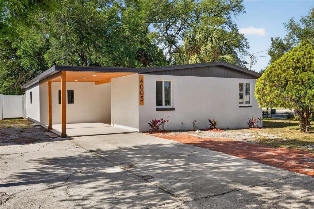 4005 E HENRY AVENUE, Tampa, FL 33610