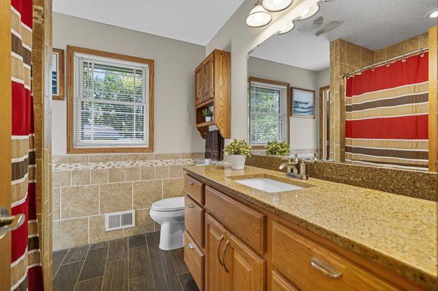 5649 Rebecca Lane, Minnetonka, MN 55345