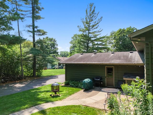 5649 Rebecca Lane, Minnetonka, MN 55345