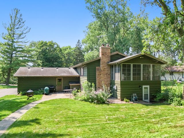5649 Rebecca Lane, Minnetonka, MN 55345