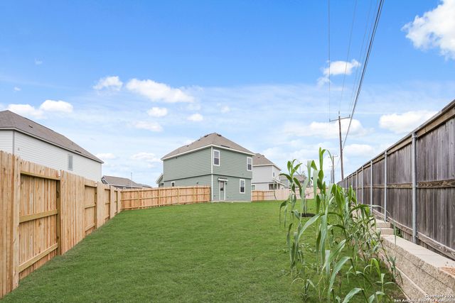 3239 Katzer Lane, Converse, TX 78109