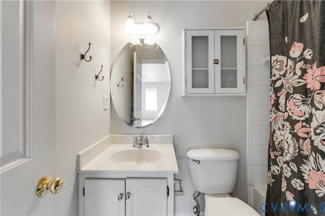 9006 Runyon Dr, Glen Allen, VA 23060