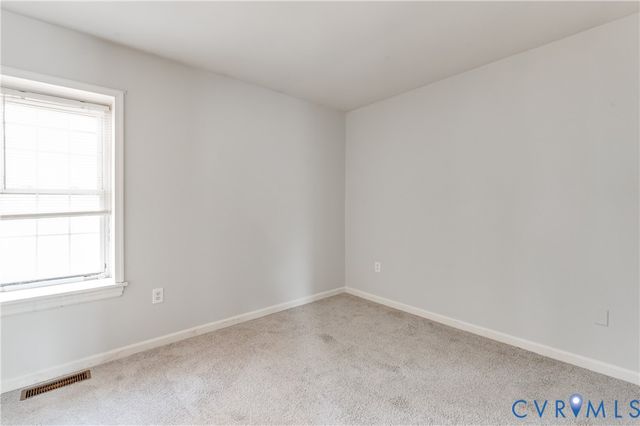 9006 Runyon Dr, Glen Allen, VA 23060