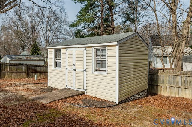 9006 Runyon Dr, Glen Allen, VA 23060