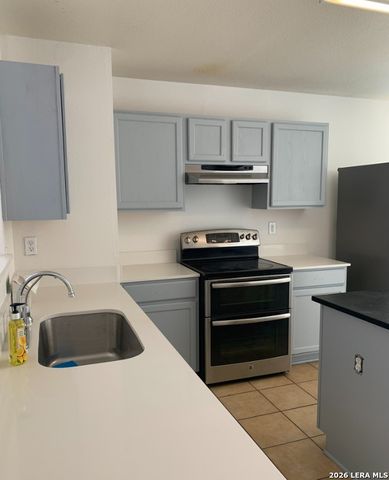 9818 Copper Elm, Converse, TX 78109