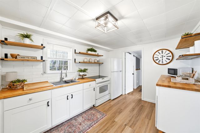 4 first Street, Windham, NH 03087