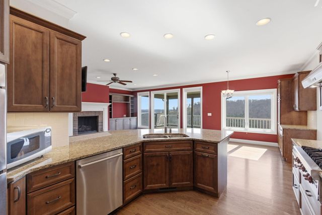 138 Lazarus Road, Branson West, MO 65737