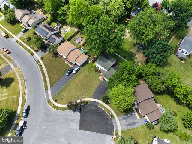100 NESTSIDE CT, Harrisburg, PA 17110