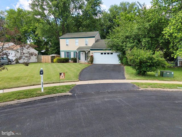 100 NESTSIDE CT, Harrisburg, PA 17110