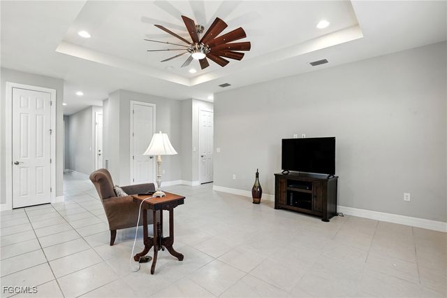 15720 Angelica DR, Alva, FL 33920