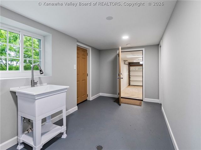 5134 Saulton Drive, Cross Lanes, WV 25313