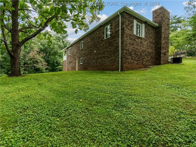 5134 Saulton Drive, Cross Lanes, WV 25313