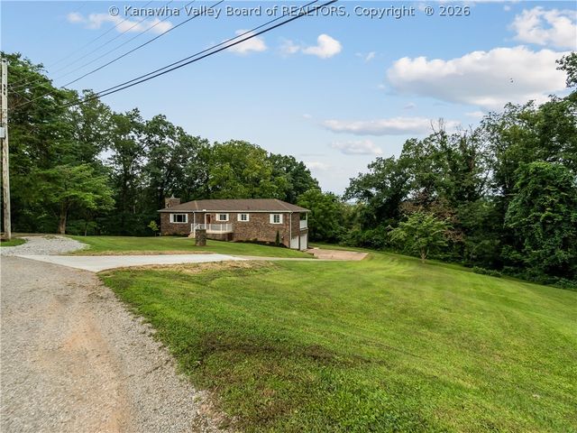 5134 Saulton Drive, Cross Lanes, WV 25313