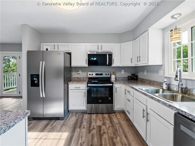 5134 Saulton Drive, Cross Lanes, WV 25313