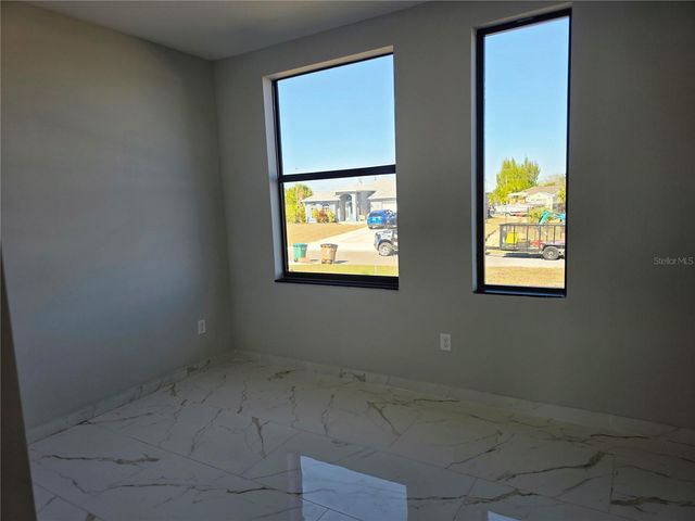 1324 NE 18TH TERRACE, Cape Coral, FL 33909