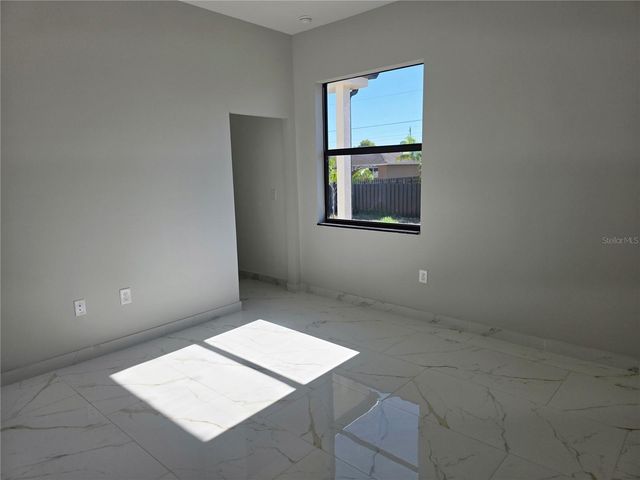 1324 NE 18TH TERRACE, Cape Coral, FL 33909