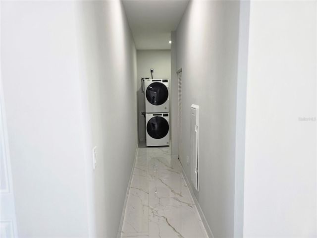 1324 NE 18TH TERRACE, Cape Coral, FL 33909