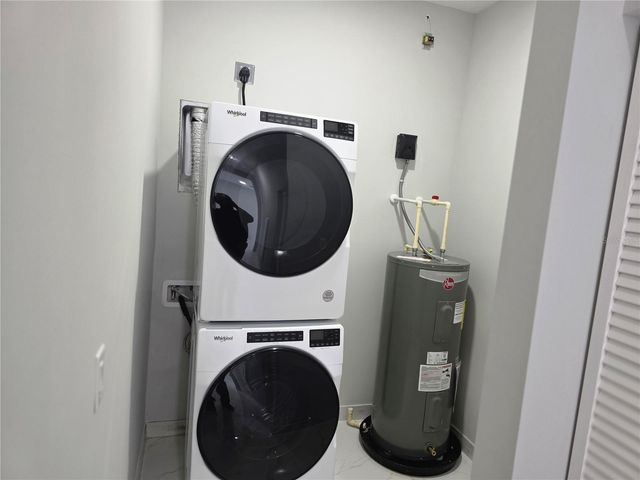 1324 NE 18TH TERRACE, Cape Coral, FL 33909