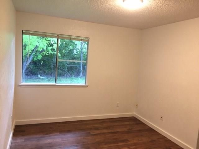 10400 Little Pebble DR B, Austin, TX 78758