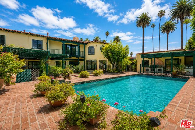 602 N Bedford Drive, Beverly Hills, CA 90210
