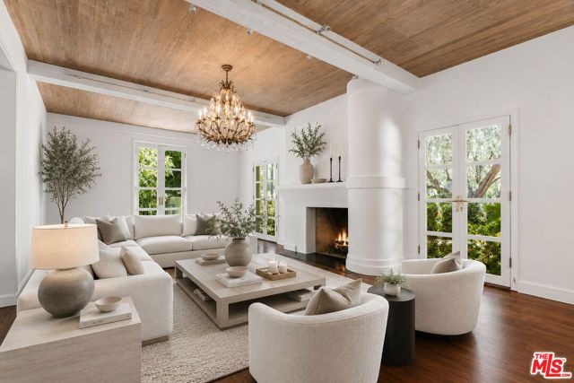 602 N Bedford Drive, Beverly Hills, CA 90210