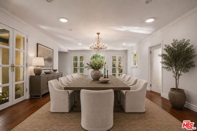 602 N Bedford Drive, Beverly Hills, CA 90210