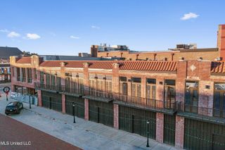 824 Howard Avenue, 209, Biloxi, MS 39530