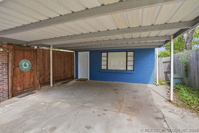 1763 S Xanthus Avenue, Tulsa, OK 74104