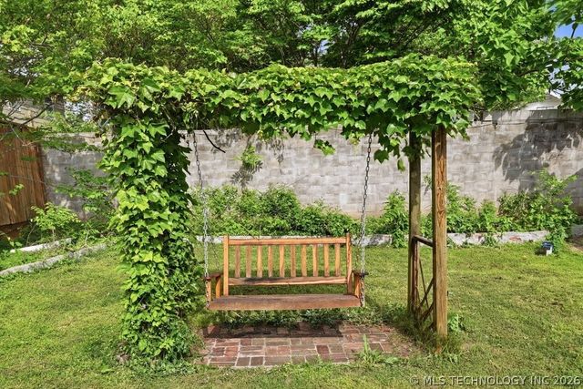 1763 S Xanthus Avenue, Tulsa, OK 74104