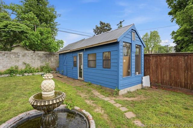 1763 S Xanthus Avenue, Tulsa, OK 74104