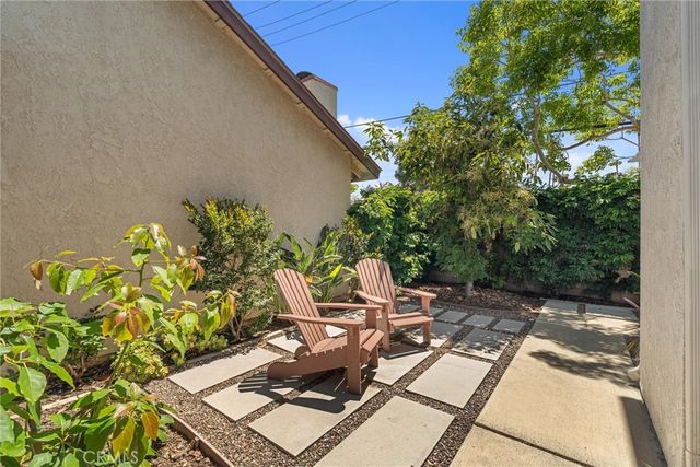 7812 Connie Dr, Huntington Beach, CA 92648