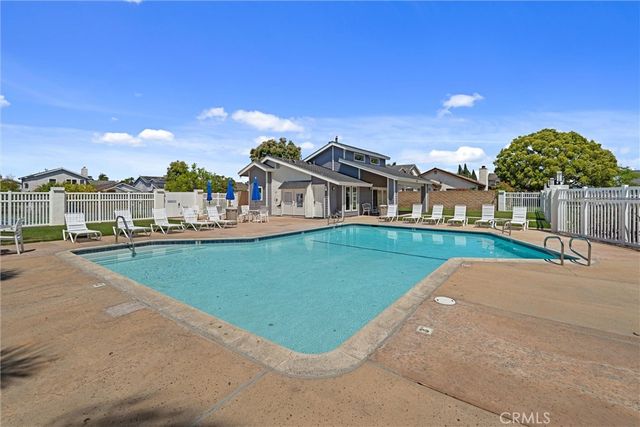 7812 Connie Dr, Huntington Beach, CA 92648