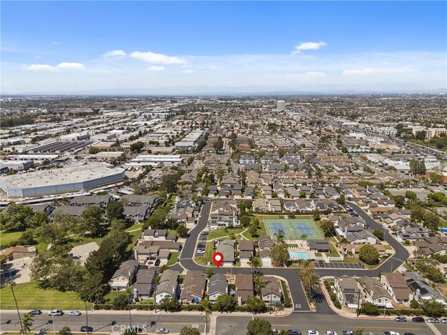 7812 Connie Dr, Huntington Beach, CA 92648