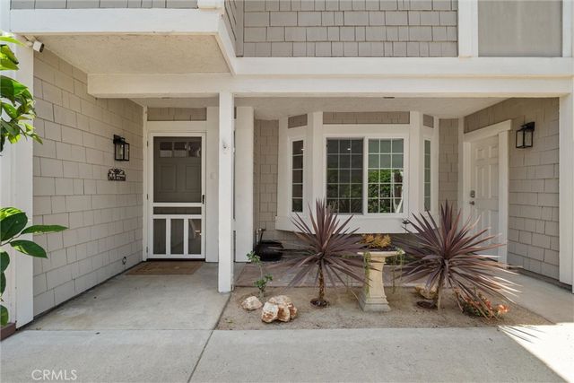 7812 Connie Dr, Huntington Beach, CA 92648