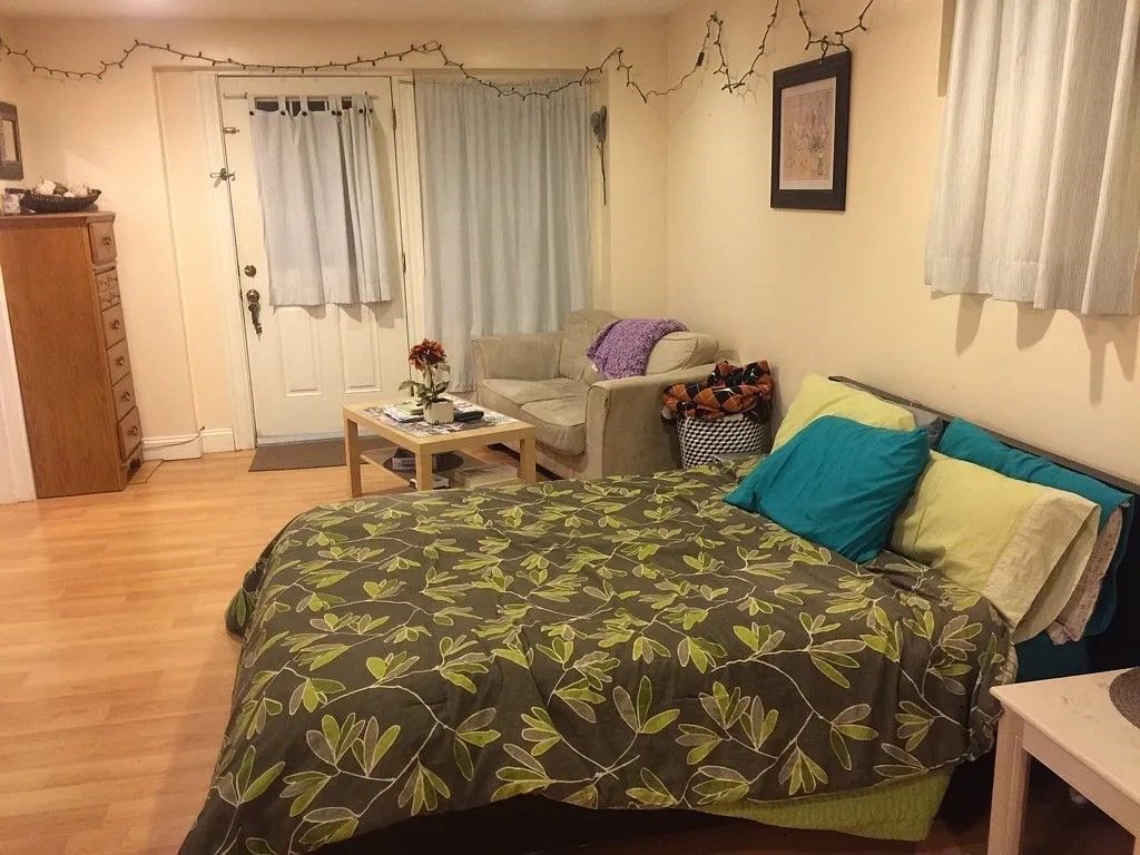 252 Mason Ter G, Brookline, MA 02445