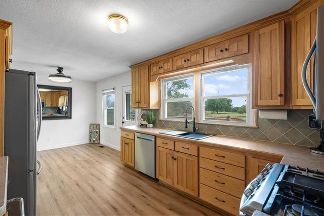 22014 W 223rd Street, Spring Hill, KS 66083