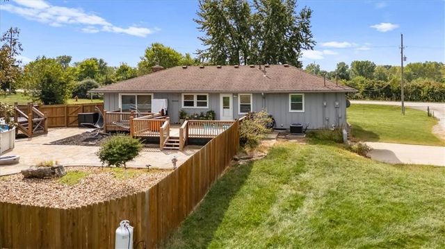 22014 W 223rd Street, Spring Hill, KS 66083