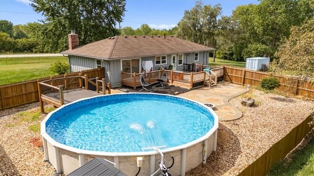 22014 W 223rd Street, Spring Hill, KS 66083