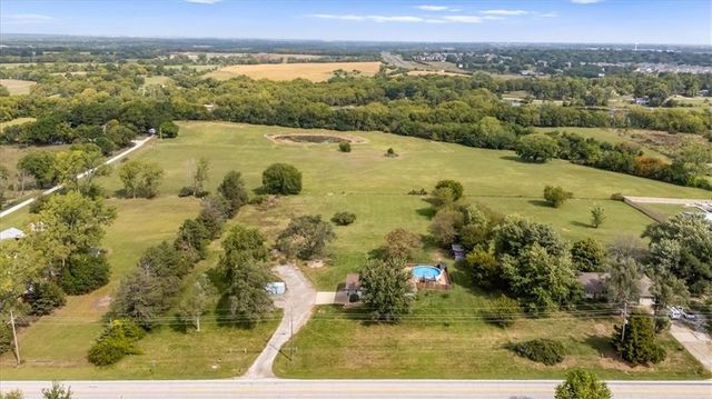 22014 W 223rd Street, Spring Hill, KS 66083