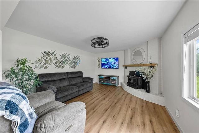 22014 W 223rd Street, Spring Hill, KS 66083