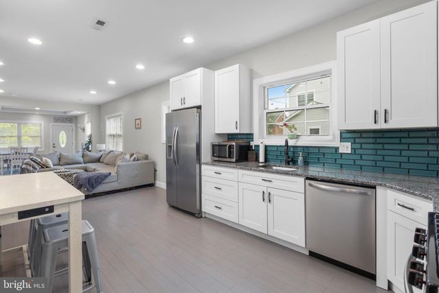 403 CARPENTER ST, Bordentown, NJ 08505
